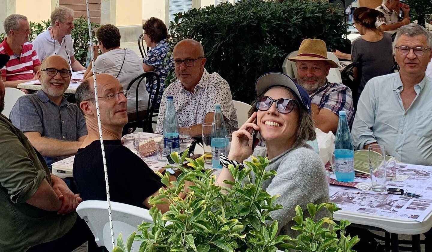 Charlotte Hatherley and Jack Ruch having lunch